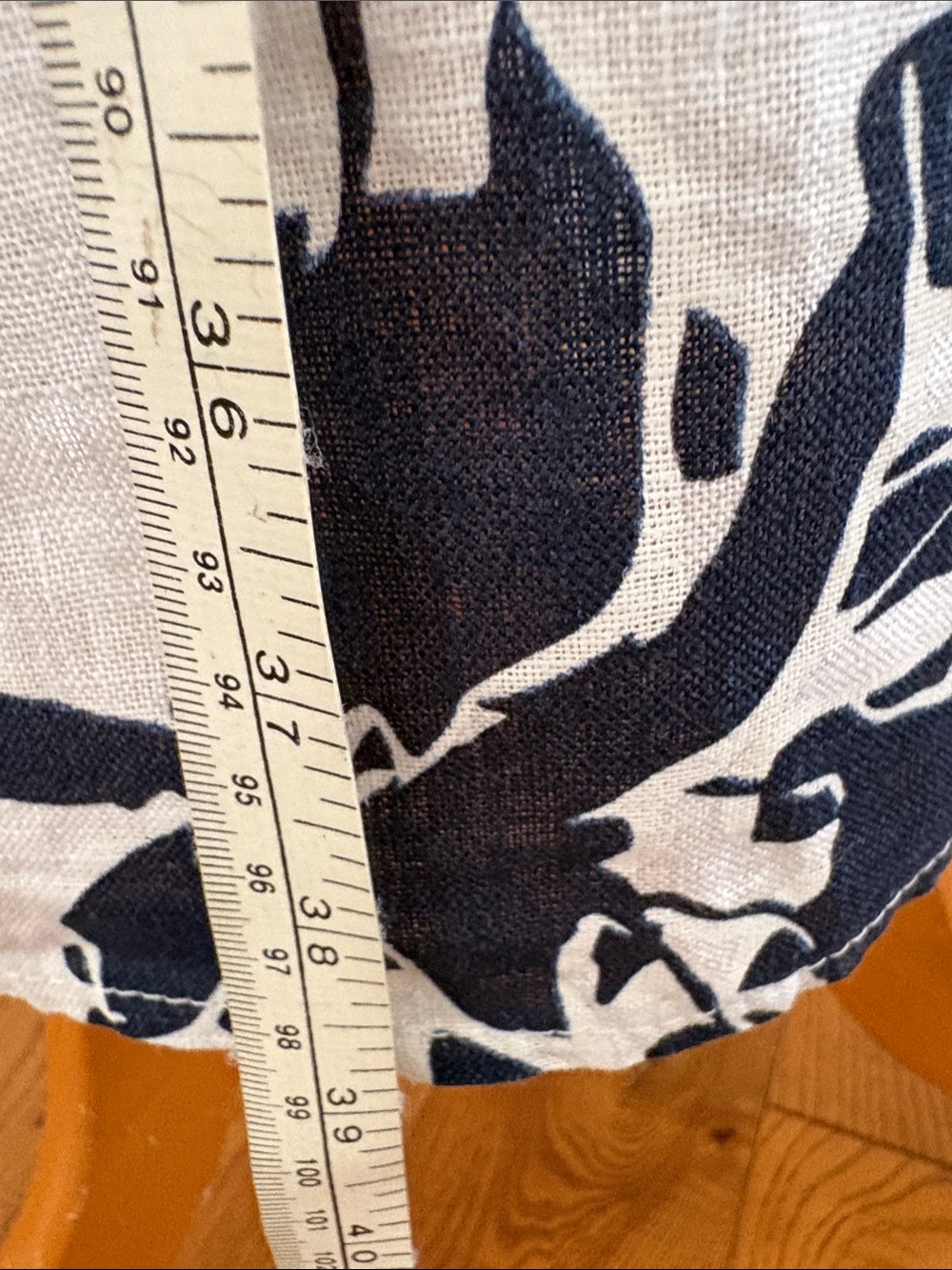 LINEN LUV Sleeveless Navy Floral Print Tunic DRESS - White & Navy. - Picture 6 of 9